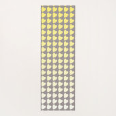 Trendy Yellow Gray Herzdesign Muster Gradient Yogamatte (Rückseite)