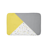 Trendy Yellow Gray Terrazzo Badematte (Vorderseite)