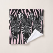 Trendy Zebra Herd auf Zebra Print Pink Badhandtuch Set (Waschlappen)