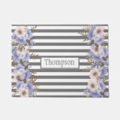 Treny dusty blue flowers Monogram Streifen grau Fußmatte (Vorderseite)