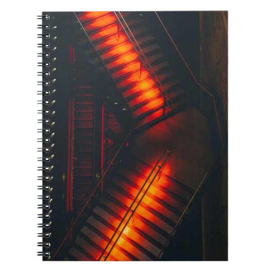 Treppe aus schwarzem Metall Notizblock (Vorderseite)