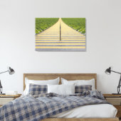 Treppe des Stadions zwischen Reihen der grünen Sit Leinwanddruck (Insitu (Schlafzimmer))