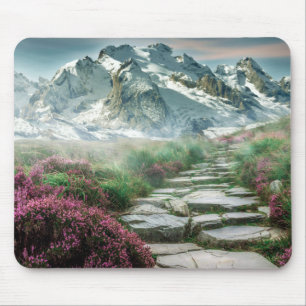 Treppe zum Berg Mousepad