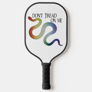 Treten Sie mir nicht auf das Paddel. Pickleball Schläger