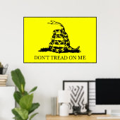 Treten Sie mir nicht auf die Flagge - schwarze Gre Poster (Heimbüro)