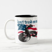 Treten Sie mir nicht auf Zweifarbige Tasse (Links)