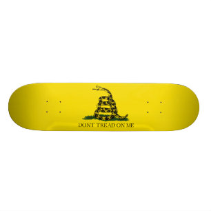 Treten Sie nicht auf meiner Gadsden-Flagge Skateboard