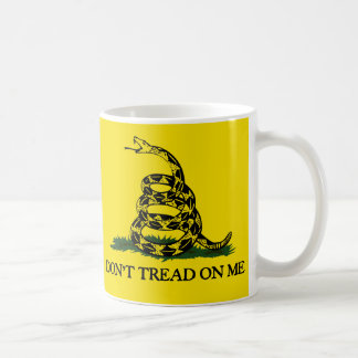 Treten Sie nicht auf Mir-Gadsden Flagge Kaffeetasse