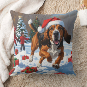 Treten Walker Coonhound Schnee mit Weihnachtshut Kissen
