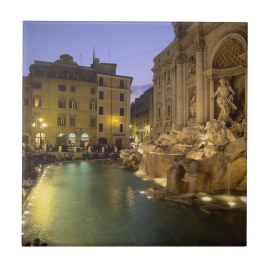Trevi-Brunnen am Abend, Rom, Latium, Italien Fliese (Vorderseite)