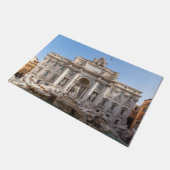 Trevi-Brunnen am frühen Morgen - Rom, Italien Fußmatte (Schrägansicht)