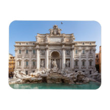 Trevi-Brunnen am frühen Morgen - Rom, Italien