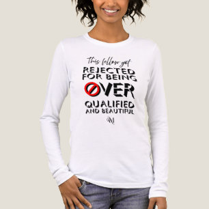 Tri-Blend-Shirt: über qualifiziert (weiß) Tri-Blend Shirt