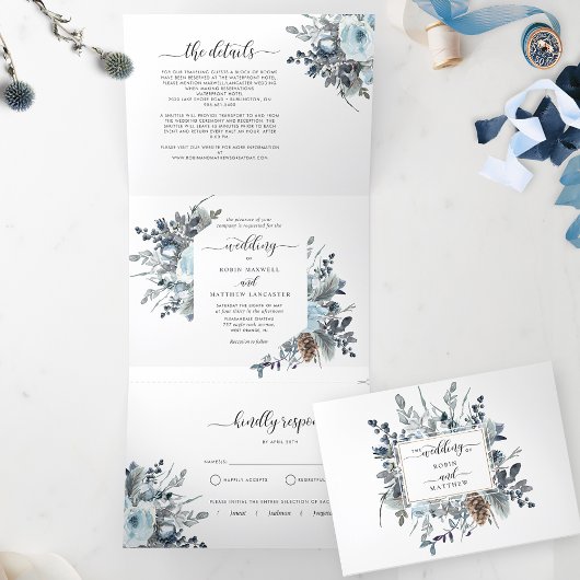 Tri-Fold Einladung mit UAWG Blue Floral Wedding