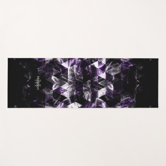 Triangle Geometrie Lila Smoky-Muster Monogram Yogamatte (Vorderseite (Horizontal))