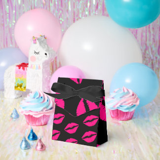 Triangle Lip Print Box Valentine’s Day special Geschenkschachtel