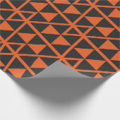 Triangle Orange Black Minimal Muster Geschenkpapier (Ecke)