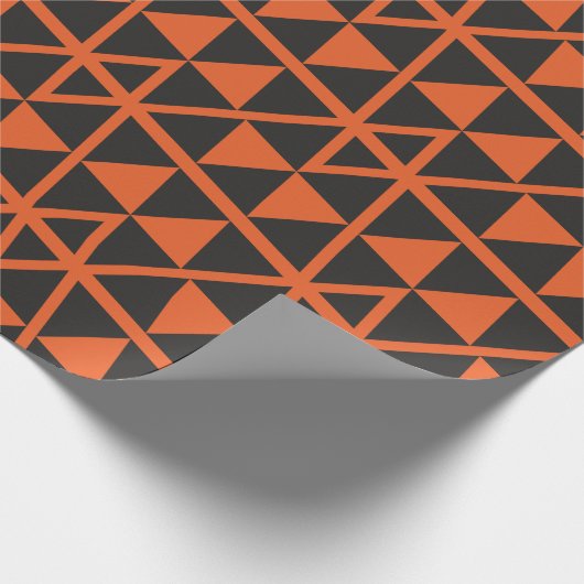 Triangle Orange Black Minimal Muster Geschenkpapier (Ecke)