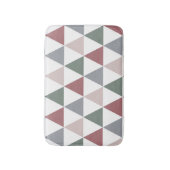 Triangle Pattern Dusty Rose Sage Green Gray Badematte (Vorderseite Vertikal)