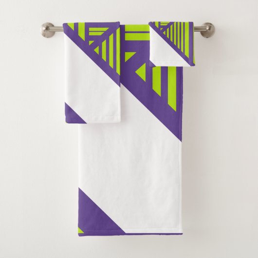 Triangle Stripes in Lime Green und Lila Badhandtuch Set (Insitu)