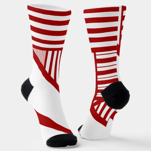 Triangle Stripes in Rot und Weiß Socken (Gewinkelt)