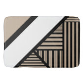Triangle Stripes - Taupe, Schwarz und Weiß Badematte (Vorderseite)