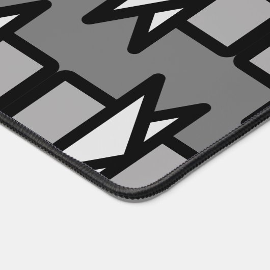 Triangles & Rectangles Modern Design, Grey & Black Schreibtischunterlage (Ecke)