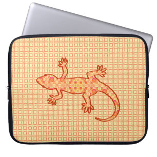 Tribal Batik Gecko - Korallen und hellorange Laptopschutzhülle
