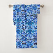 Tribal Batik Muster in Indigo Blau und Weiß Badhandtuch Set (Insitu)