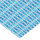 Tribal Batik - Sapphire Blue und Silver Gray Kurzer Tischläufer (Ecke)