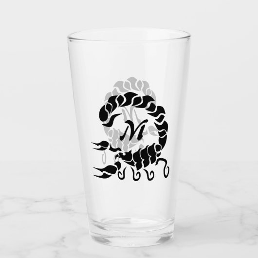 Tribal Black Scorpion Monogram Glas (Vorderseite)