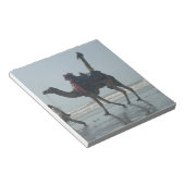 Tribal Camel Ride: Morgengrauen mit Sandstrand und Notizblock (angewinkelt)