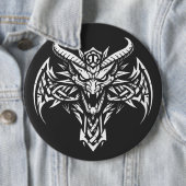 Tribal-Dämonenkopf-Grafik von BurnsInHell Button (Beispiel)