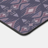 Tribal Diamonds and Arrows, Plum, Lilac, Mauve Schreibtischunterlage (Ecke)