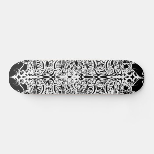Tribal Empire Tattoo Schwarz und Weiß Skateboard (Horizontal)