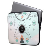 Tribal-farbiges geometrisches Totem-Design Laptopschutzhülle (Vorderseite Links)