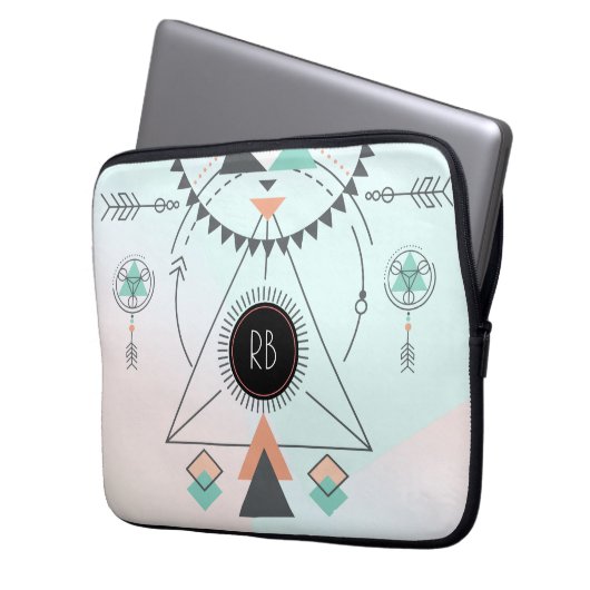 Tribal-farbiges geometrisches Totem-Design Laptopschutzhülle (Vorderseite Links)