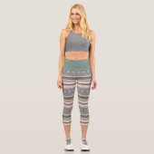 Tribal Geometric Mudcloth Stripe Boho Green Beige Capri Leggings (Vorderseite)