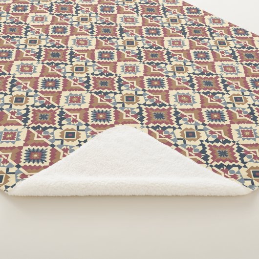 tribal geometric pattern sherpadecke (3/4)