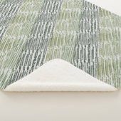 Tribal Green Stripes Abstract Pattern  Sherpadecke (3/4)