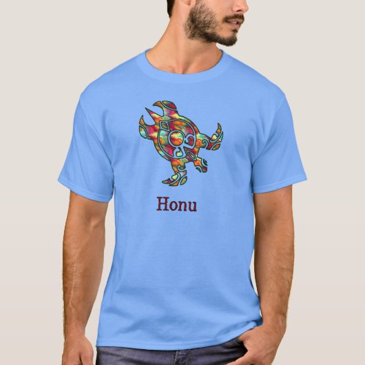 Tribal Hawaiian Sea Turtle in Rainbow T-Shirt (Vorderseite)