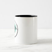 Tribal Manta Ray Design Zweifarbige Tasse (Mittel)