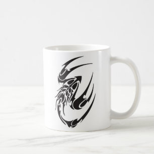 Tribal-Skorpion-Tätowierungsdesign Kaffeetasse