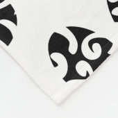 Tribal Tattoo Dog Paw Print Pattern Fleecedecke (Ecke)