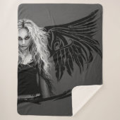 Tribal Wings Fallen Angel Red Sherpadecke (Vorderseite)