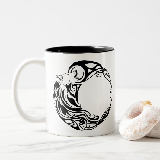Tribal Wolf Zweifarbige Tasse (Mit Donut)