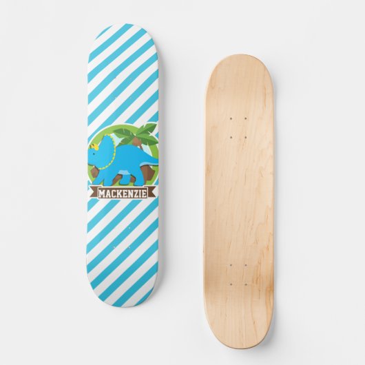 Triceratops Dinosaur; Sky Blue & White Streifen Skateboard (Vorderseite)