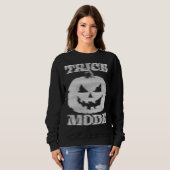 Trick Mode Glitchy Pumpkin Sweatshirt (Vorne ganz)