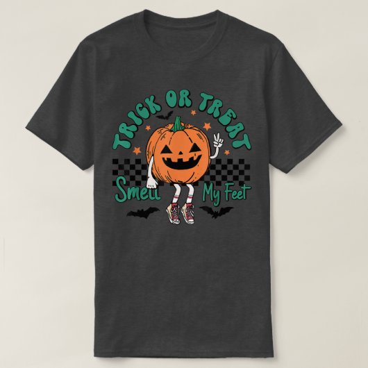 Trick oder behandeln Geruch meiner Füße Pumpkin Ki T-Shirt (Design vorne)