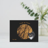 Trick oder behandeln Halloween Black Cat & Moon Postkarte (Stehend Vorderseite)
